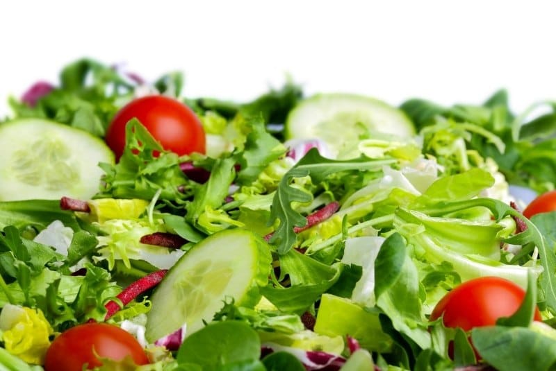 Frischer Salat aus der Salatschleuder