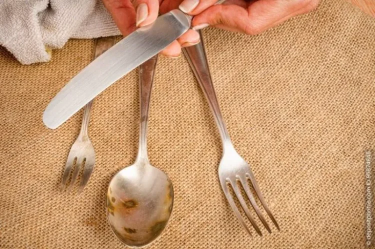 Silberbesteck reinigen